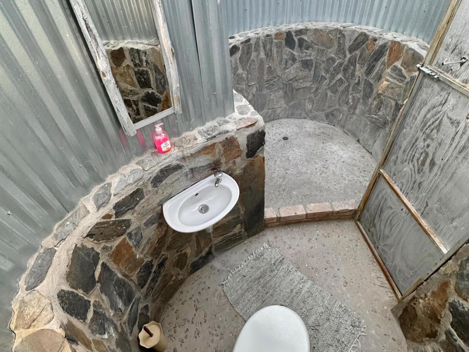 Daureb Isib Campsite And B&B Uis Dış mekan fotoğraf