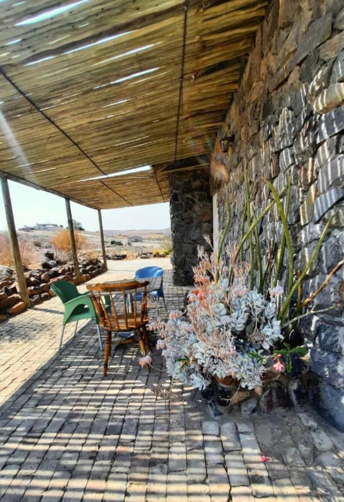 Daureb Isib Campsite And B&B Uis Dış mekan fotoğraf