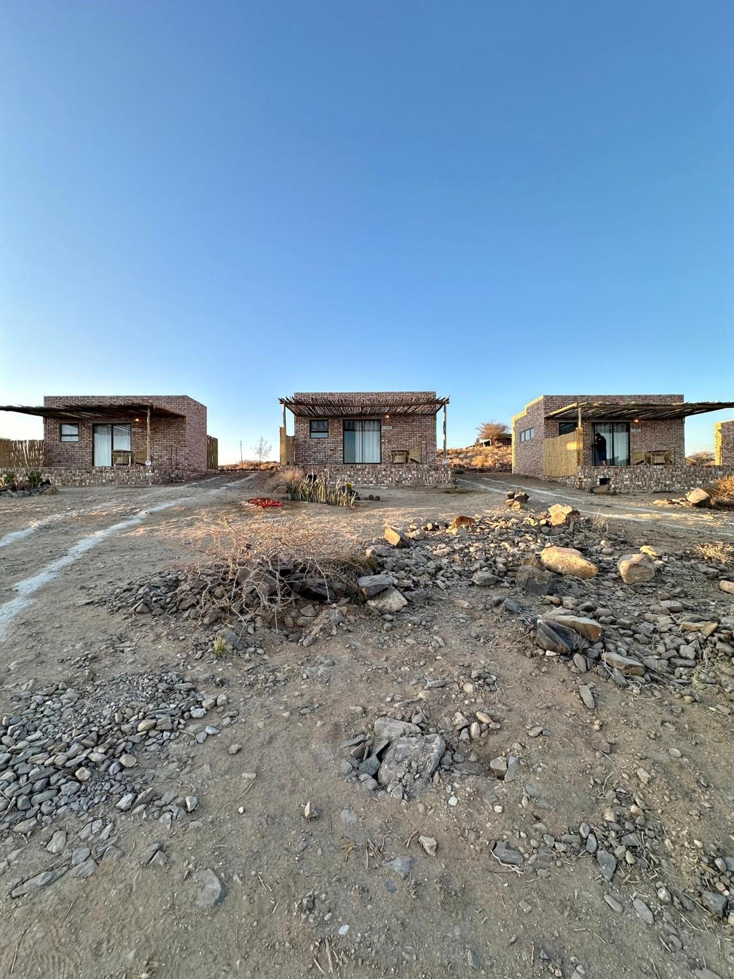 Daureb Isib Campsite And B&B Uis Dış mekan fotoğraf